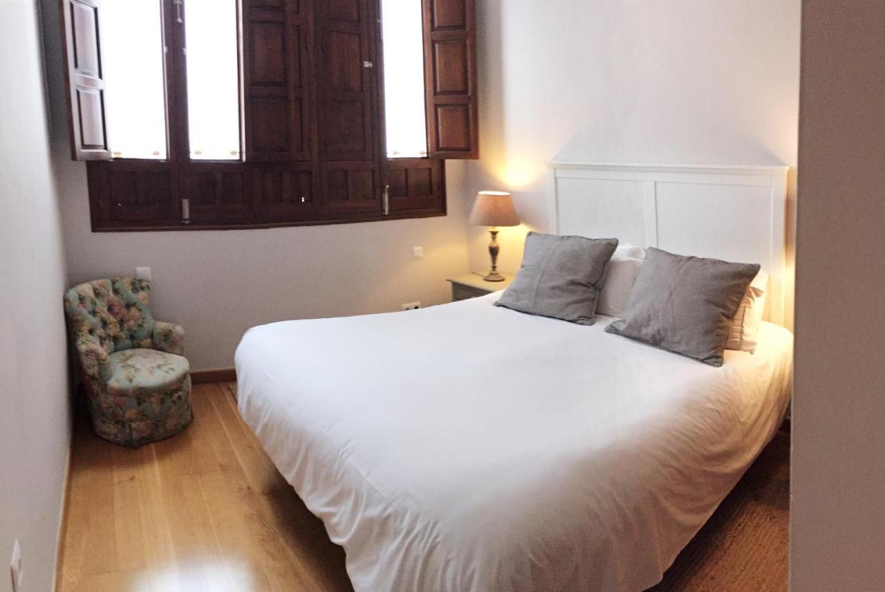 19Th Century Sevillian Apartment Севилья Экстерьер фото